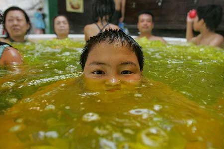 日本另类温泉之乡疗养胜地箱根 品味咖啡红酒