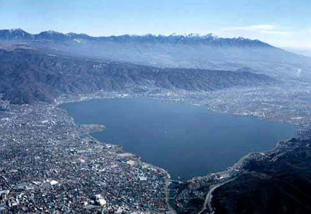 长野县最大的湖泊诹访湖-日本旅游_日本酒店_日本旅游攻略_日本购物_日本旅游线路_日本通