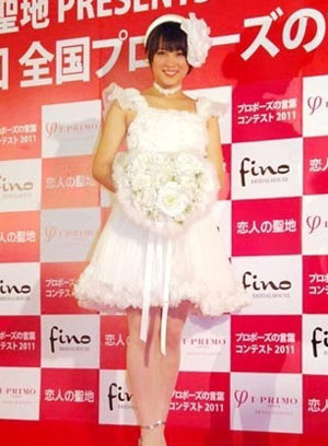 一件婚纱. リ_...田麻里子出席 リアル鬼ごっこ 宣传 披露婚纱激烈打戏