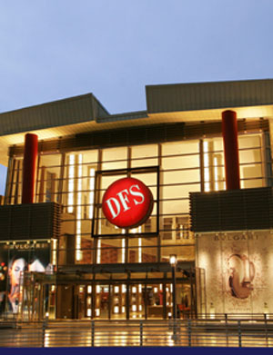 冲绳DFS环球免税店 充满奢华商品的购物艺术