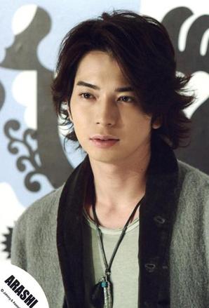 Lucky 7 》追加演员小山庆一郎 岚演唱主题曲-