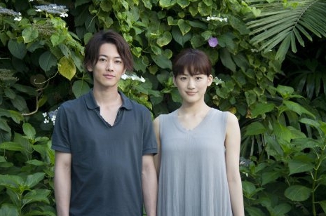 佐藤健couple绫濑遥 首部玄迷推理电影-日本娱乐_日本明星_日本通