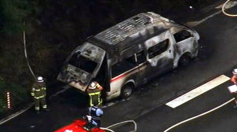 名古屋丨病危送医祸不单行 救护车中途着火-日