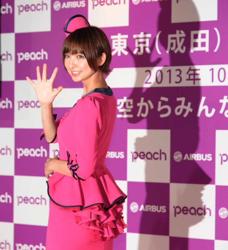 月 日开通 关西机场至成田机场的航线,将与人气女星 篠田麻里子展开