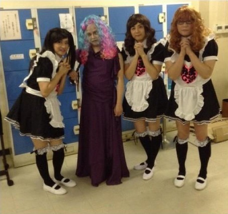 人气声优下野纮、梶裕贵女装姿态登场 - Acfun