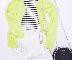 世界最大的银座优衣库店 推出海贼王T恤衫-日