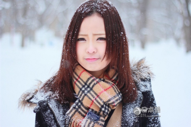 是谁逼着日本女高中生大冬天露腿-日本文化_日