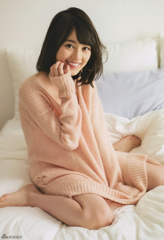 日本女星生田绘梨花私房写真 甜笑迷人