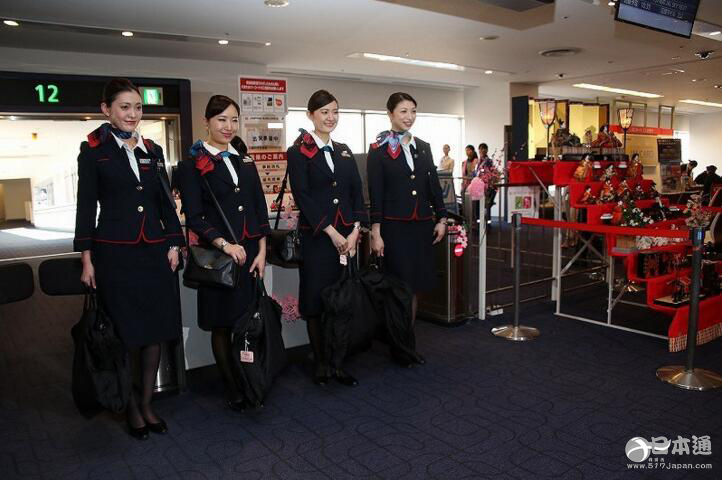 日本航空女儿节航班 机组成员全部为女性