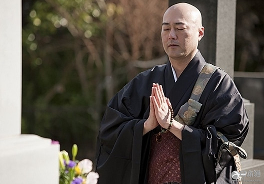 日本佛教会要求亚马逊下架僧侣做法事服务-日