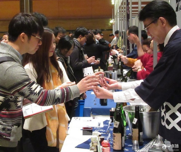 日本在首尔举行日本酒大型试饮活动