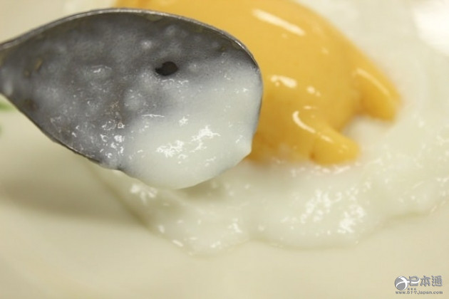 三丽欧公司推出了“自制懒蛋蛋布丁组合”