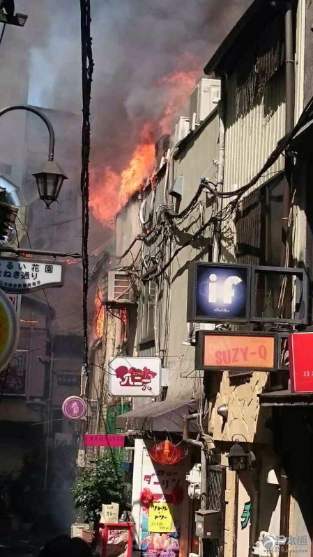 东京都新宿区歌舞伎町•新宿黄金街大范围起火