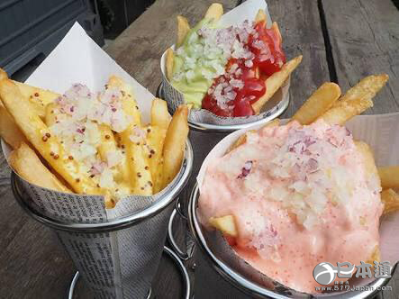 着特制酱汁来品尝 东京代官山的美味比利时炸