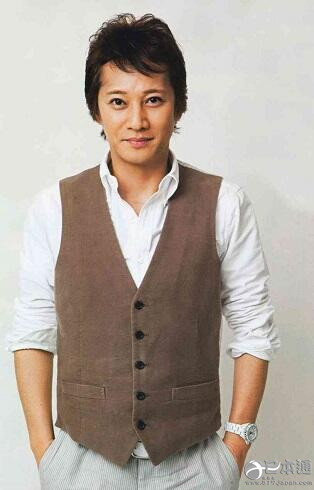 令人担心婚姻大事的日本大龄单身男星TOP10 令人担心婚姻大事的日本大龄单身男星TOP10