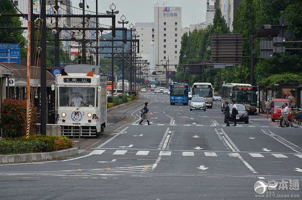 怀念！日本各城市路面电车复辟