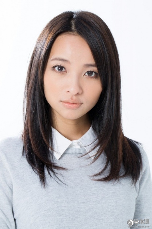 27岁女演员水崎绫女宣布结婚 搓麻与男友结识