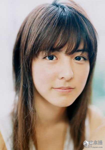 日本女演员藤井美菜迎来28岁生日