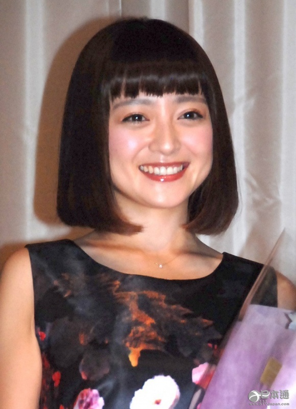 日本女演员安达祐实顺利生下二胎
