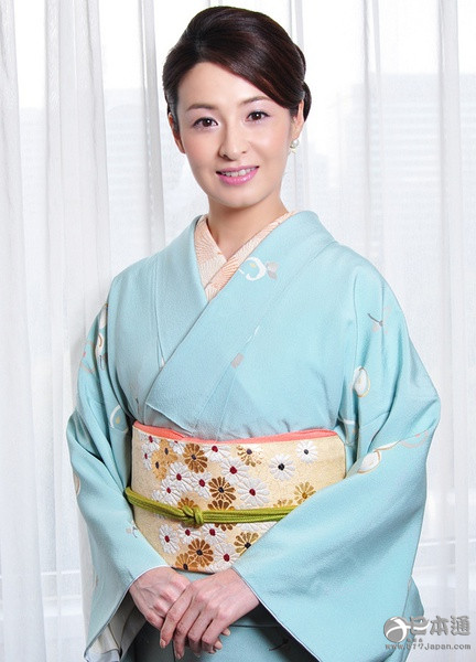 日本女演员檀丽迎来45岁生日
