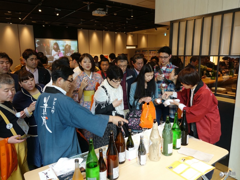 日本观光厅拟实现访日外国游客购酒免税