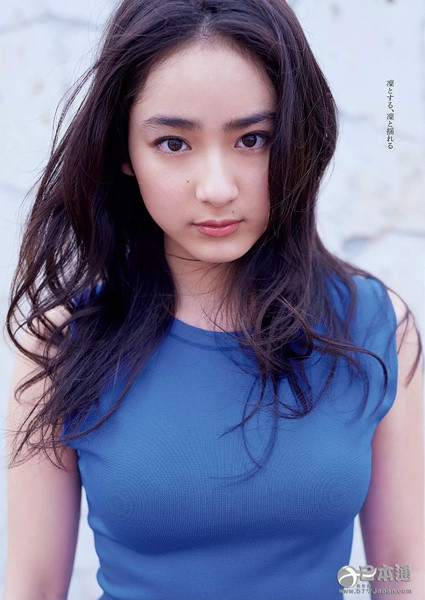 日本女演员平祐奈迎18岁生日