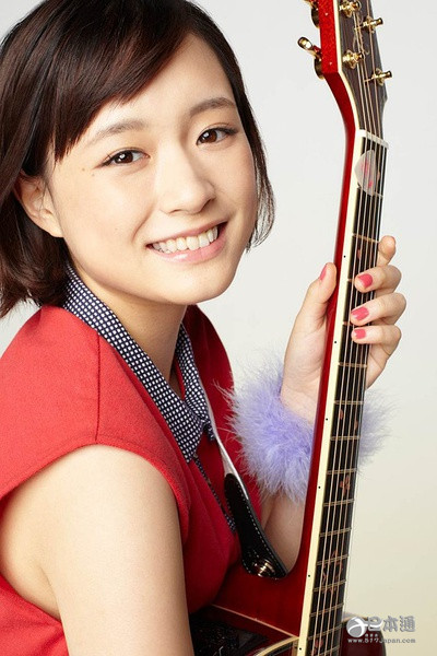 日本女演员、歌手大原樱子迎来21岁生日