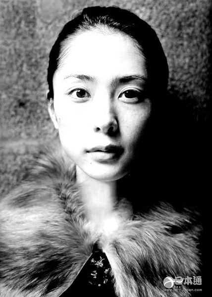 日本女星深津绘里迎来44岁生日-日本娱乐_日本