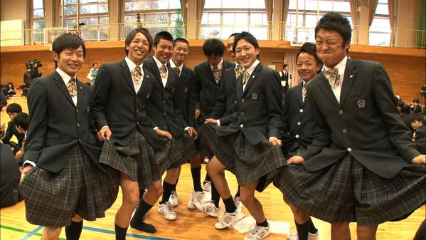 掀开日本女生短裙的秘密-日本文化_日本历史_日本樱花_日本温泉_日本通