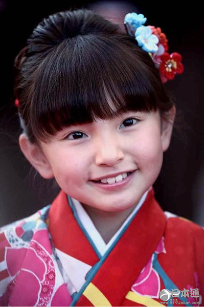 日本童星铃木梨央迎来12岁生日