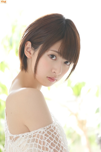 日本女星桥本奈奈未迎来24岁生日