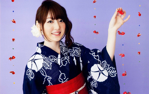 日本人气女声优、歌手花泽香菜迎来28岁生日
