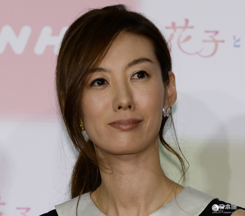 日本女星友坂理惠更新博客透露再次离婚