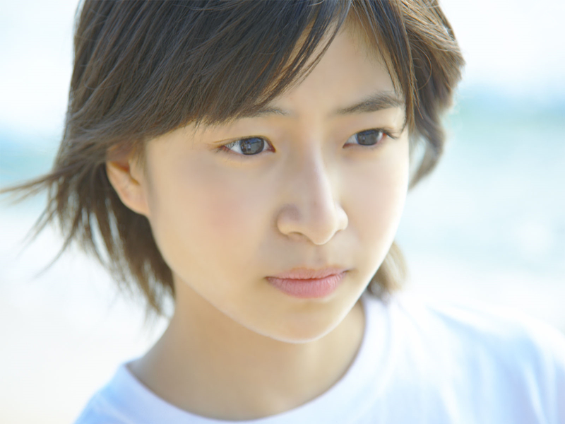 日本女演员南泽奈央迎来27岁生日
