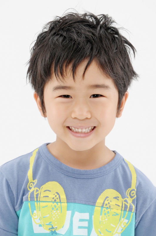 日本童星铃木福迎来13岁生日