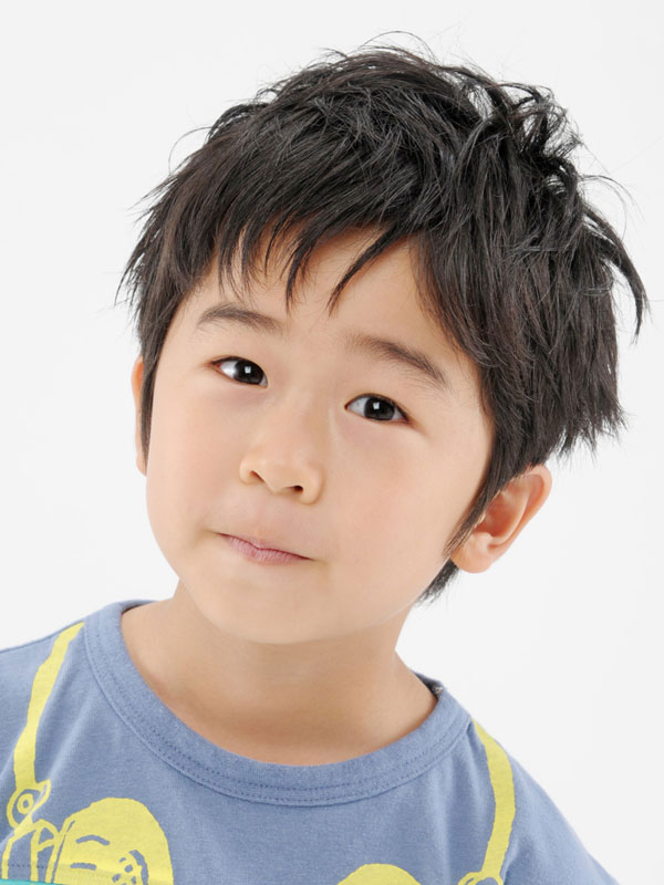 日本童星铃木福迎来13岁生日