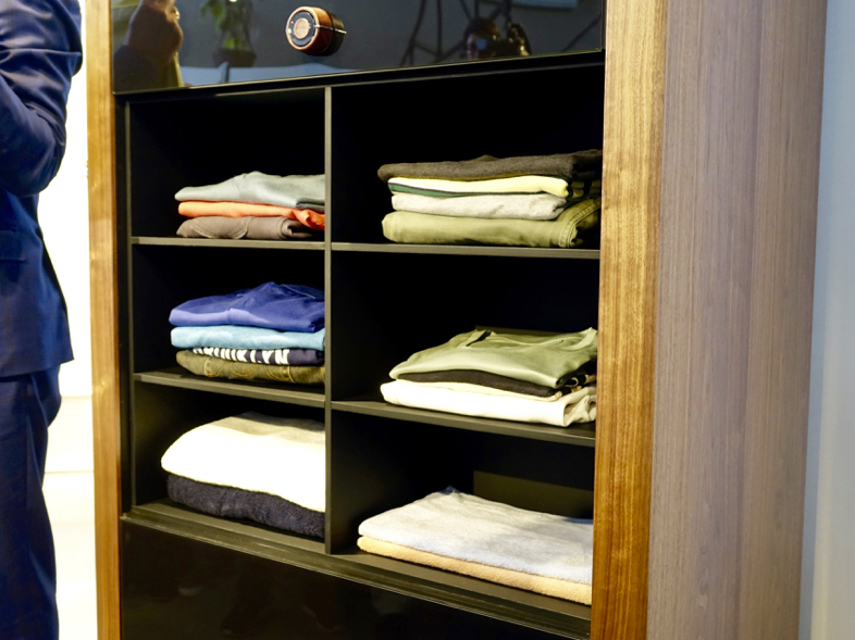 日企发售折叠衣物机器人 价格为199.8万日元 日企发售折叠衣物机器人 价格为199.8万日元