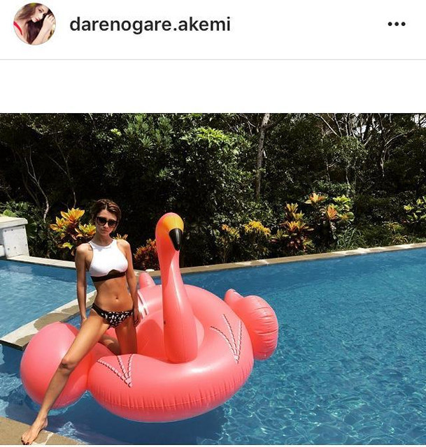 Darenogare明美上传性感泳装照 宣布与圈外男友分手