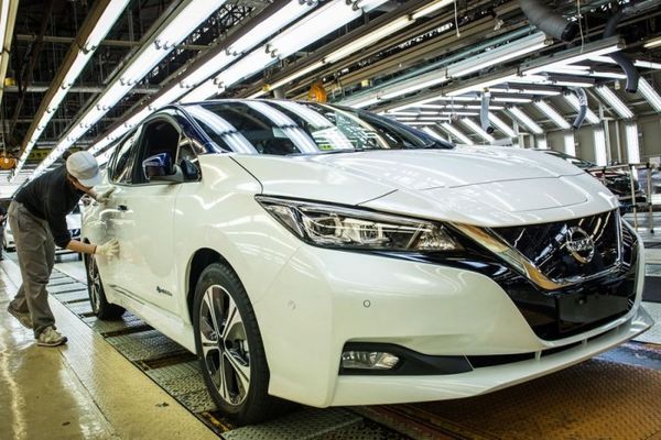 日产新款电动汽车将于下月发售 满电能跑400公里