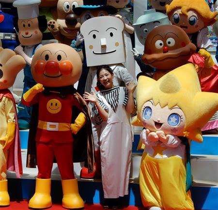 日本艺人关根麻里担任“面包超人周年庆”的特别支援者