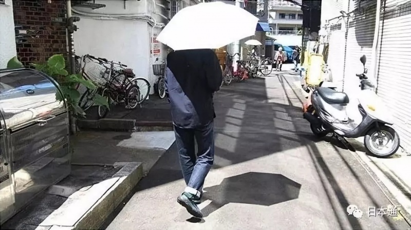 日本的男生夏天会用遮阳伞吗？