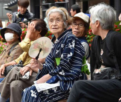 日本老龄化问题加重 东京都开设座谈会征集建议