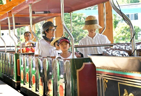 日本熊本因地震停运的儿童列车恢复运行