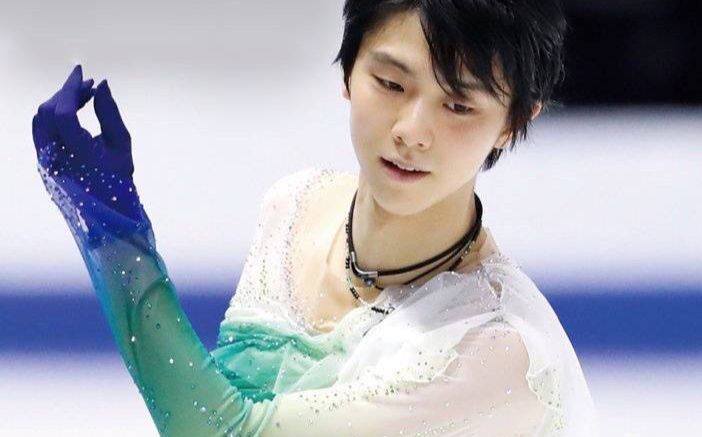 日本花滑运动员羽生结弦在加拿大练习上首次展现新花滑动作