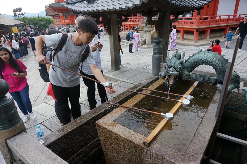 京都漫步：历史不愿重来  但“京都”千年从未改变