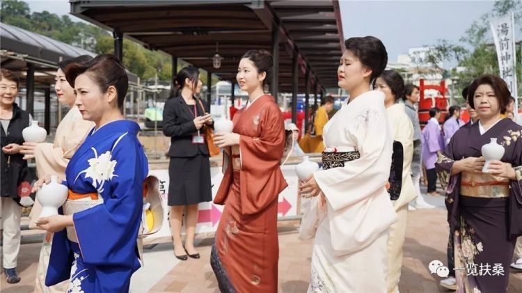 日本女性的婚姻选择：从专业主妇到契约结婚