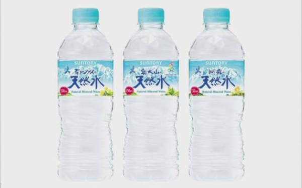 饮用水首次位居日本清凉饮料品牌销量排行榜首位