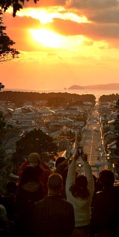“光之路”季节到来 3月3日前宫地岳神社开放观赏 “光之路”季节到来 3月3日前宫地岳神社开放观赏