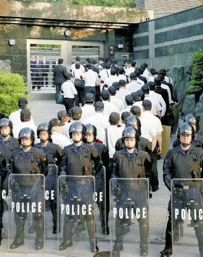 围剿10年日本黑帮第一头目终于被判死刑当场威胁法官你会后悔的
