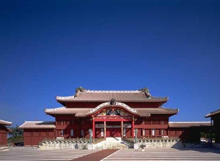 琉球王国的城边遗址及相关建筑